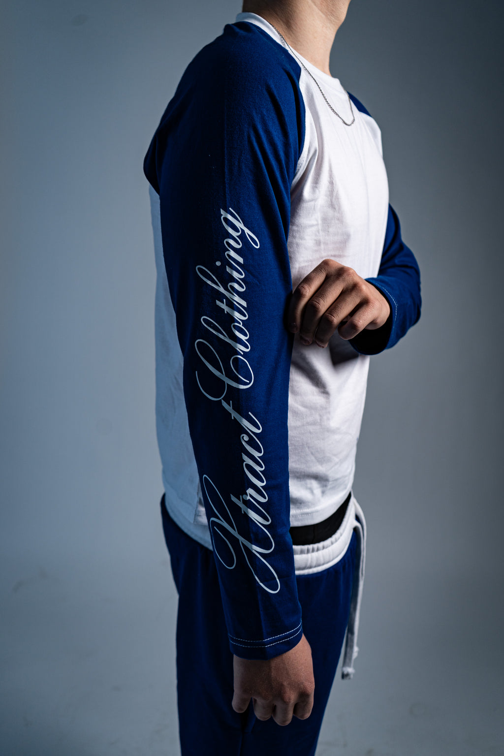 Longsleeve & shorts