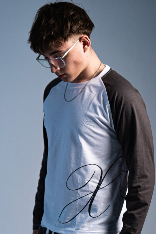 Longsleeve & shorts
